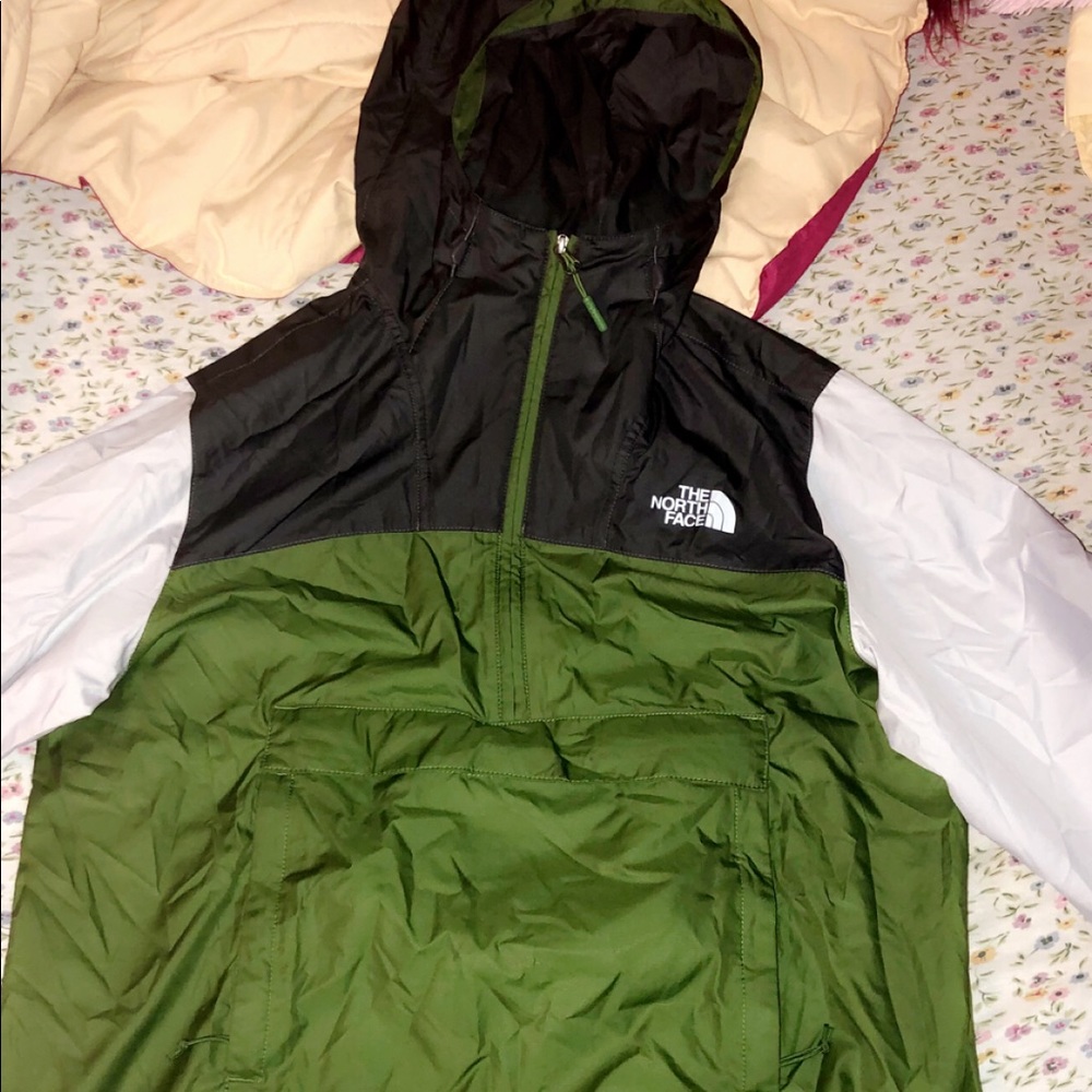 Northface windbreaker